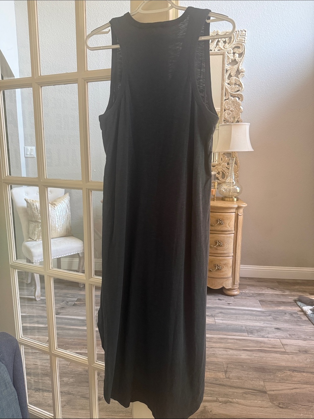 Natural Reflections Charcoal colored Sleeveless V-Neck Midi Dress Size Medium - Picture 3 of 5
